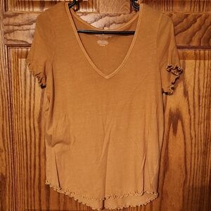 American Eagle Outfitters Brown V-Neck Tee Size M